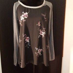 Maurices Long Sleeve Size 1x